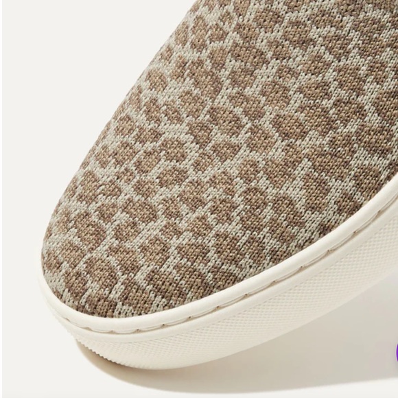 Rothys Sneakers Stone Pebble size 8 - Picture 5 of 5